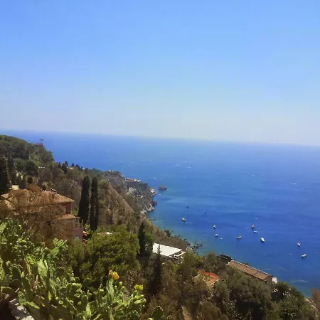 For تاورمينا